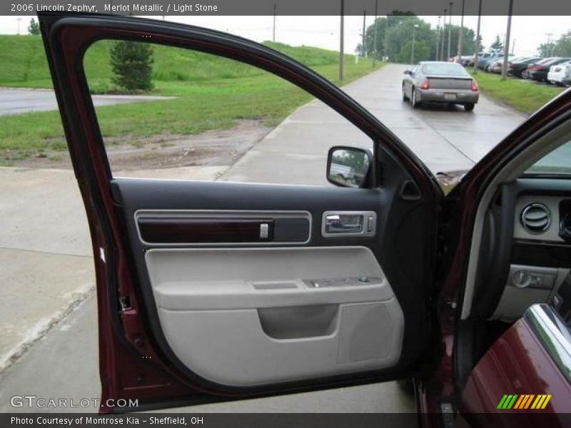 Merlot Metallic / Light Stone 2006 Lincoln Zephyr