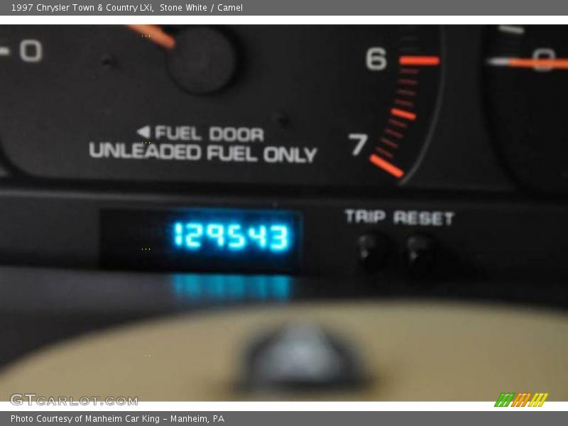 Stone White / Camel 1997 Chrysler Town & Country LXi