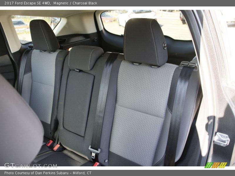 Magnetic / Charcoal Black 2017 Ford Escape SE 4WD