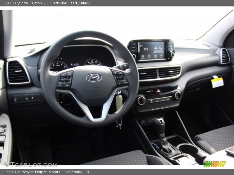 Black Noir Pearl / Black 2020 Hyundai Tucson SE