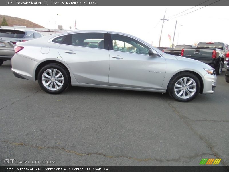 Silver Ice Metallic / Jet Black 2019 Chevrolet Malibu LT