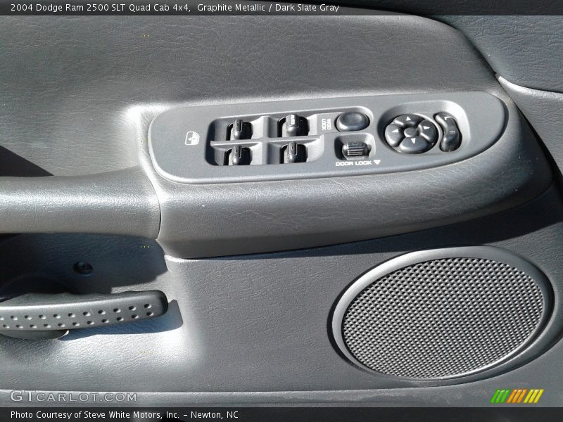 Graphite Metallic / Dark Slate Gray 2004 Dodge Ram 2500 SLT Quad Cab 4x4