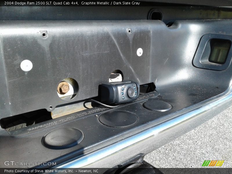 Graphite Metallic / Dark Slate Gray 2004 Dodge Ram 2500 SLT Quad Cab 4x4