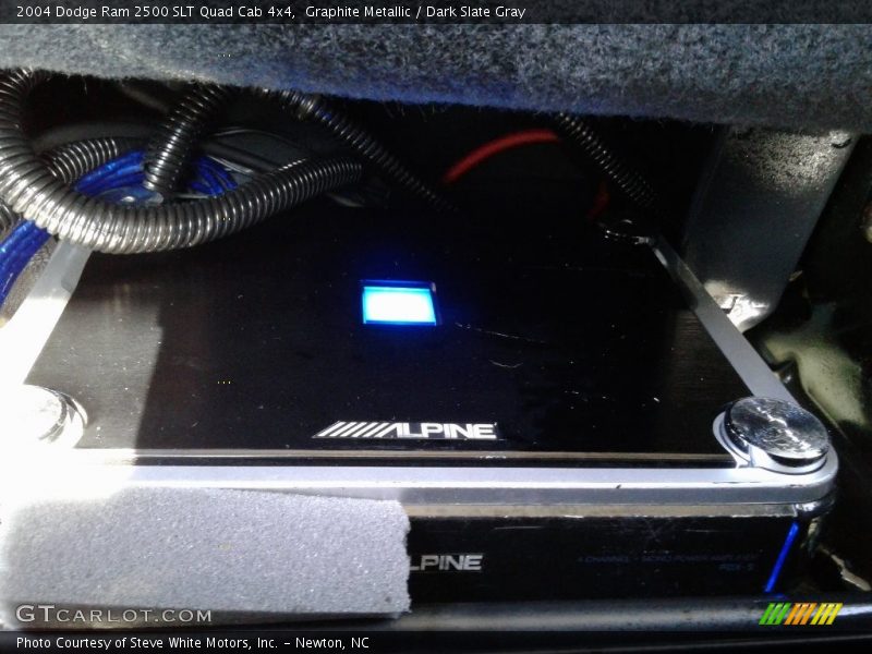 Graphite Metallic / Dark Slate Gray 2004 Dodge Ram 2500 SLT Quad Cab 4x4