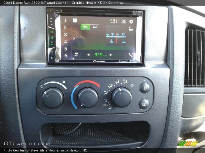 Graphite Metallic / Dark Slate Gray 2004 Dodge Ram 2500 SLT Quad Cab 4x4