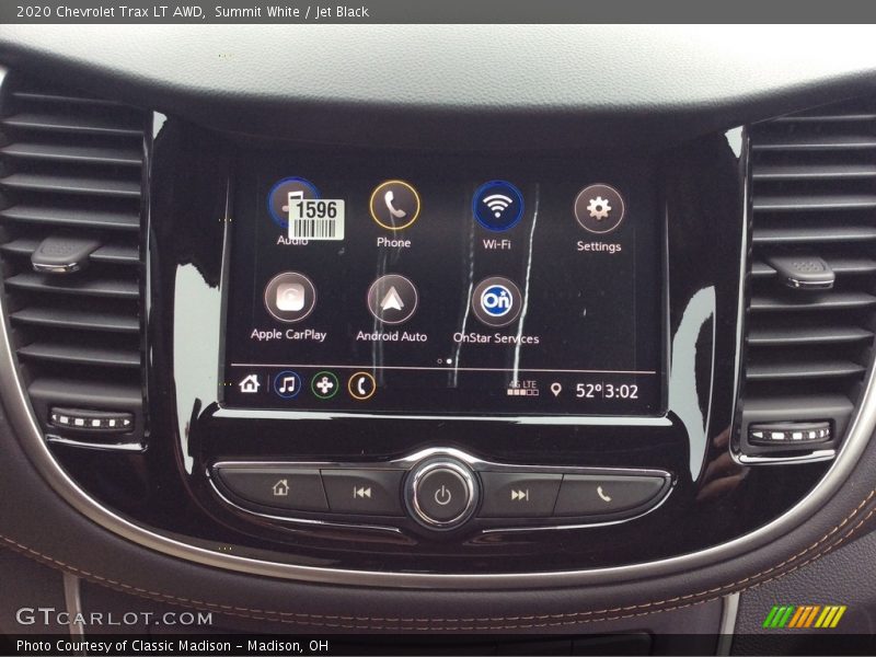 Summit White / Jet Black 2020 Chevrolet Trax LT AWD