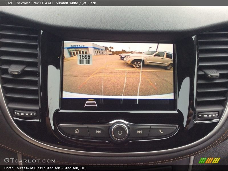 Summit White / Jet Black 2020 Chevrolet Trax LT AWD