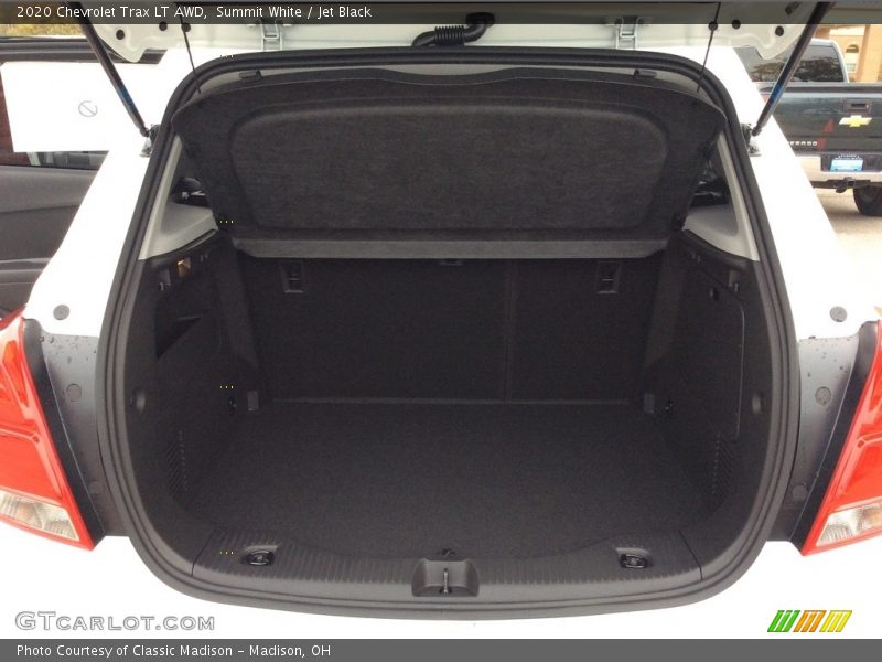 Summit White / Jet Black 2020 Chevrolet Trax LT AWD
