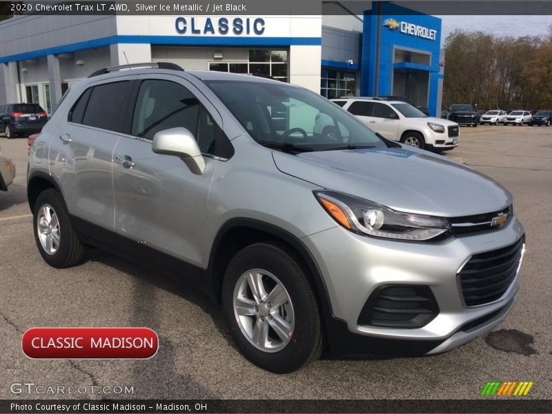 Silver Ice Metallic / Jet Black 2020 Chevrolet Trax LT AWD