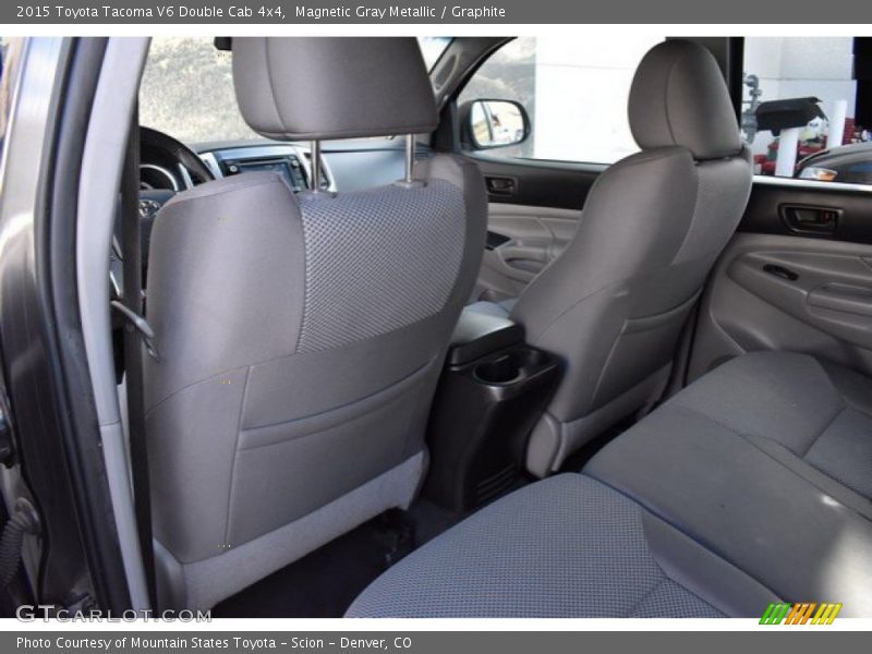 Magnetic Gray Metallic / Graphite 2015 Toyota Tacoma V6 Double Cab 4x4