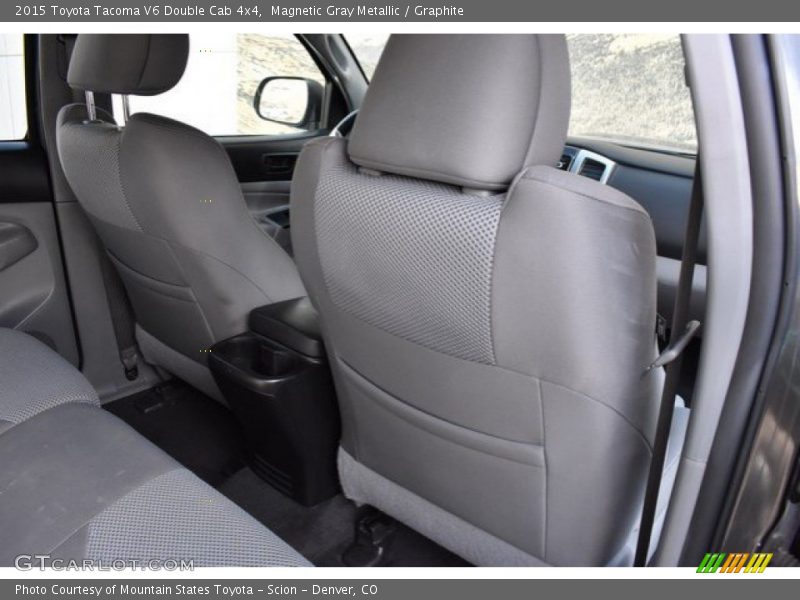 Magnetic Gray Metallic / Graphite 2015 Toyota Tacoma V6 Double Cab 4x4