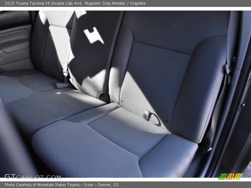 Magnetic Gray Metallic / Graphite 2015 Toyota Tacoma V6 Double Cab 4x4