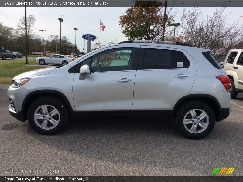 Silver Ice Metallic / Jet Black 2020 Chevrolet Trax LT AWD