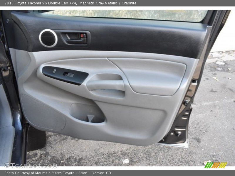 Magnetic Gray Metallic / Graphite 2015 Toyota Tacoma V6 Double Cab 4x4
