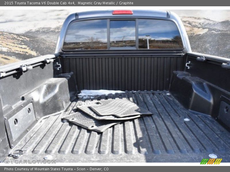 Magnetic Gray Metallic / Graphite 2015 Toyota Tacoma V6 Double Cab 4x4