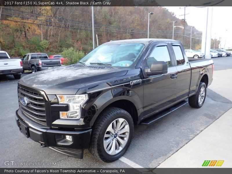 Front 3/4 View of 2017 F150 XL SuperCab 4x4