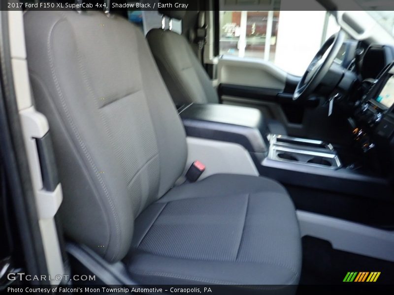 Shadow Black / Earth Gray 2017 Ford F150 XL SuperCab 4x4