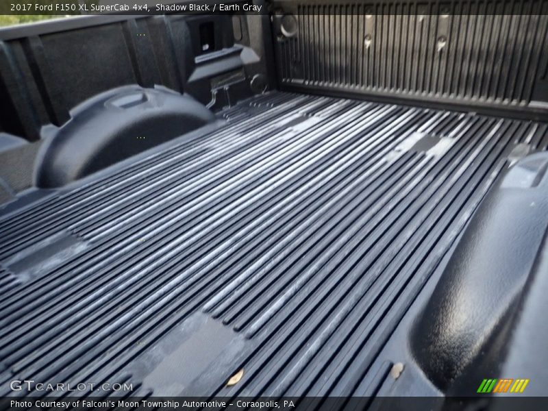 Shadow Black / Earth Gray 2017 Ford F150 XL SuperCab 4x4
