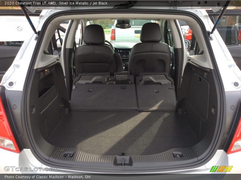 Silver Ice Metallic / Jet Black 2020 Chevrolet Trax LT AWD
