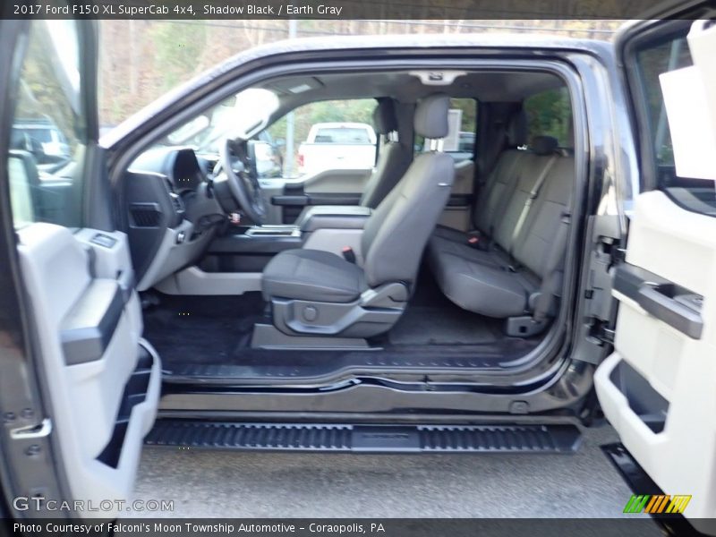 Shadow Black / Earth Gray 2017 Ford F150 XL SuperCab 4x4