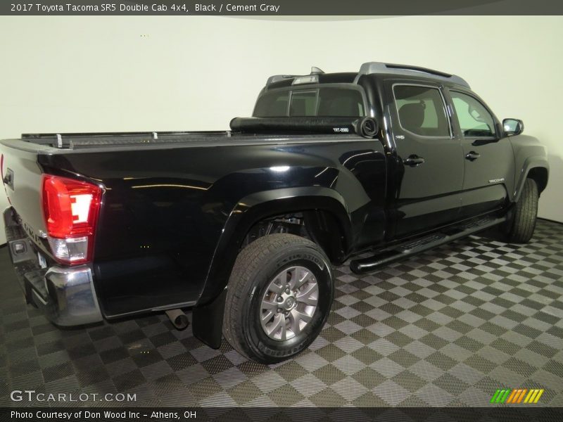 Black / Cement Gray 2017 Toyota Tacoma SR5 Double Cab 4x4