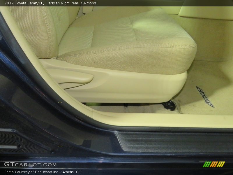 Parisian Night Pearl / Almond 2017 Toyota Camry LE