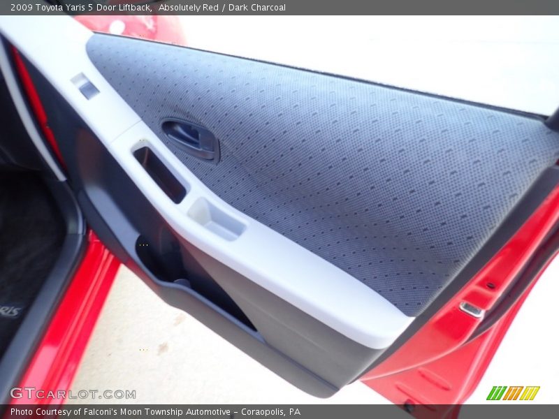Absolutely Red / Dark Charcoal 2009 Toyota Yaris 5 Door Liftback