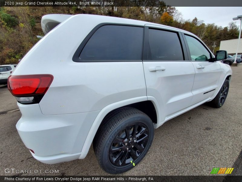 Bright White / Black 2020 Jeep Grand Cherokee Altitude 4x4