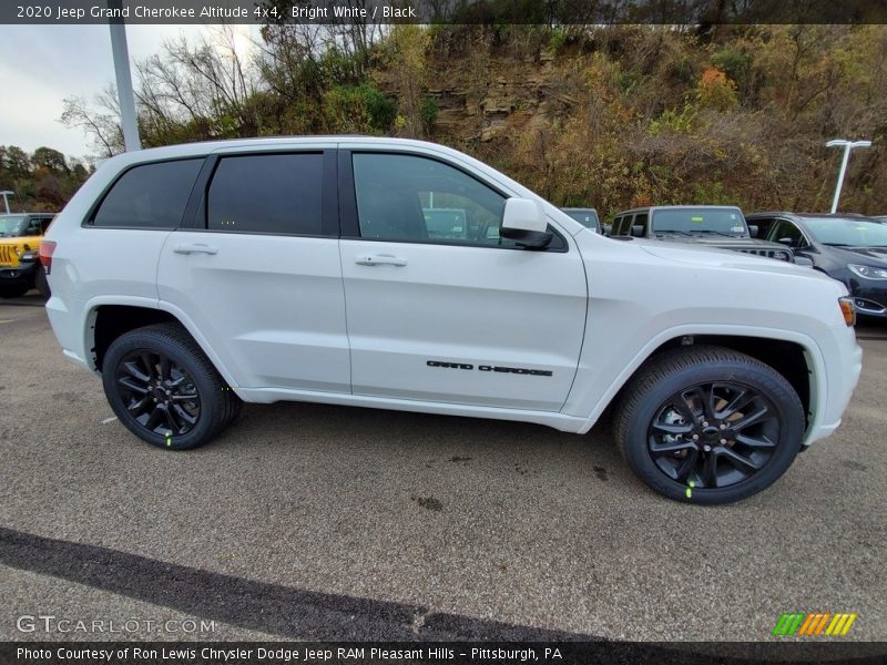 Bright White / Black 2020 Jeep Grand Cherokee Altitude 4x4
