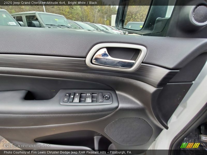 Bright White / Black 2020 Jeep Grand Cherokee Altitude 4x4