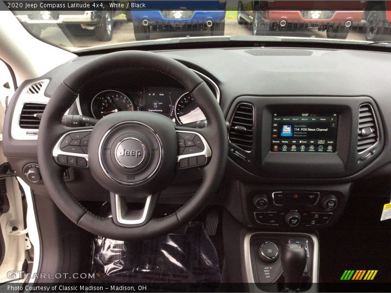 White / Black 2020 Jeep Compass Latitude 4x4