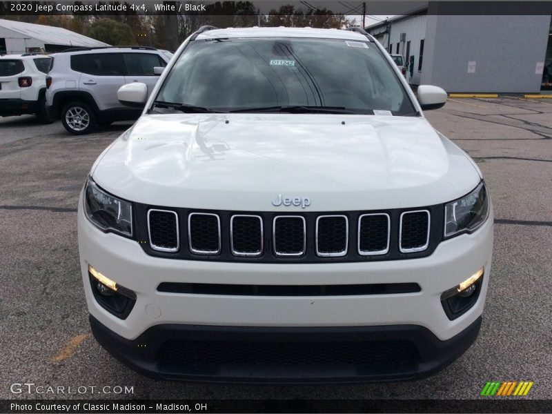 White / Black 2020 Jeep Compass Latitude 4x4