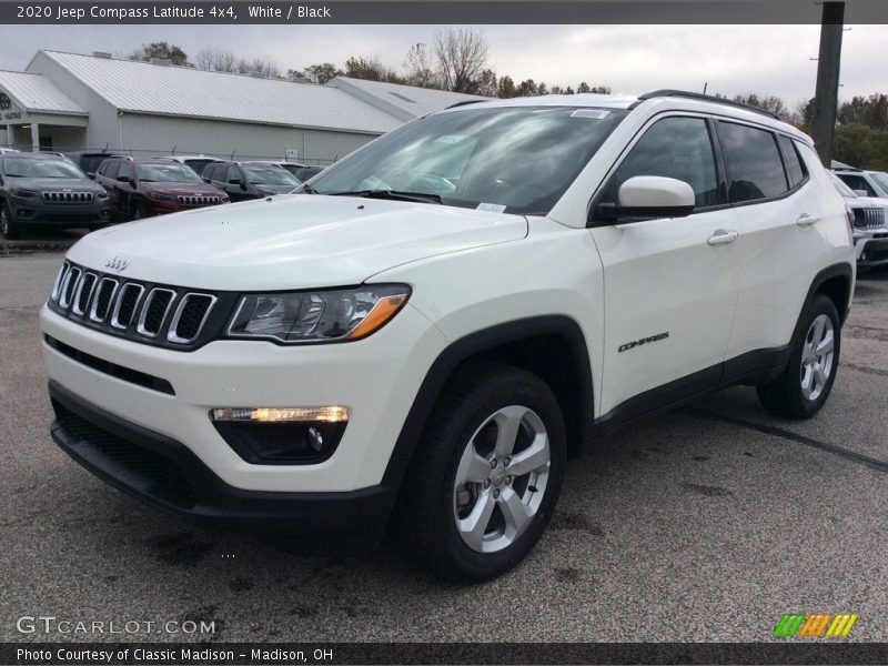 White / Black 2020 Jeep Compass Latitude 4x4