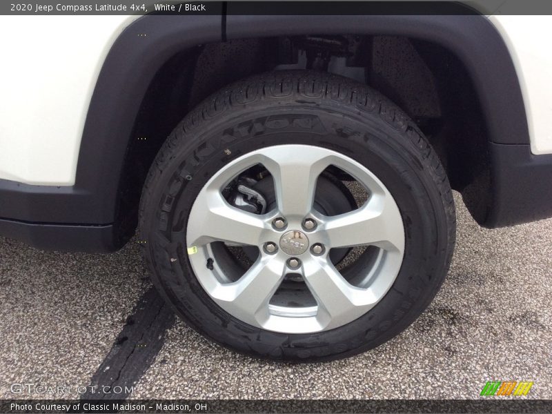 White / Black 2020 Jeep Compass Latitude 4x4