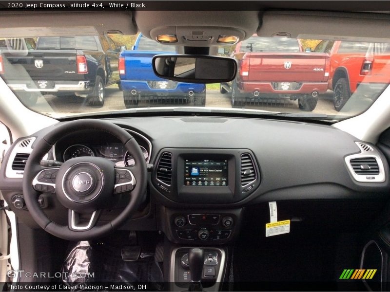 White / Black 2020 Jeep Compass Latitude 4x4
