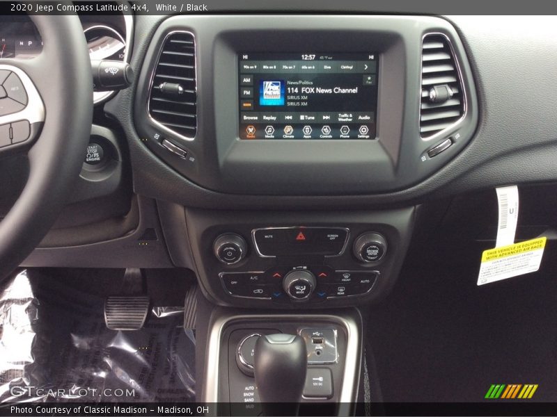 White / Black 2020 Jeep Compass Latitude 4x4
