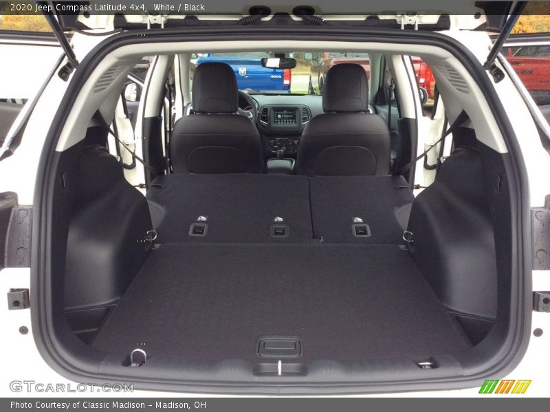 White / Black 2020 Jeep Compass Latitude 4x4