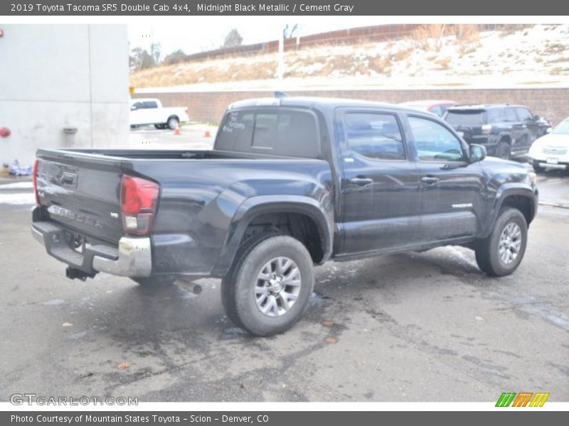Midnight Black Metallic / Cement Gray 2019 Toyota Tacoma SR5 Double Cab 4x4