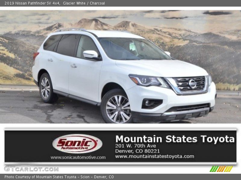 Glacier White / Charcoal 2019 Nissan Pathfinder SV 4x4