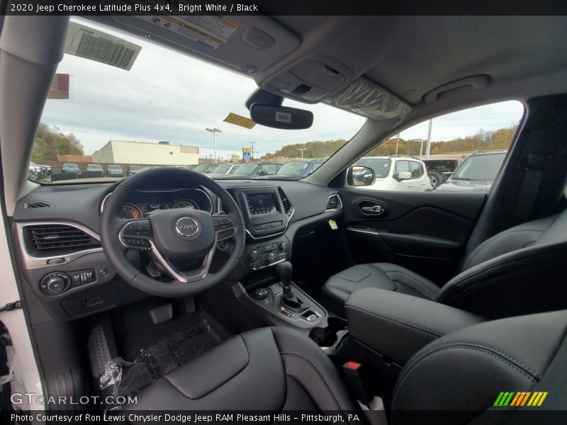 Bright White / Black 2020 Jeep Cherokee Latitude Plus 4x4