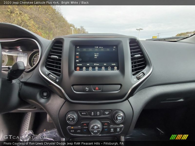 Bright White / Black 2020 Jeep Cherokee Latitude Plus 4x4