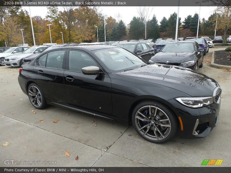 Front 3/4 View of 2020 3 Series M340i xDrive Sedan