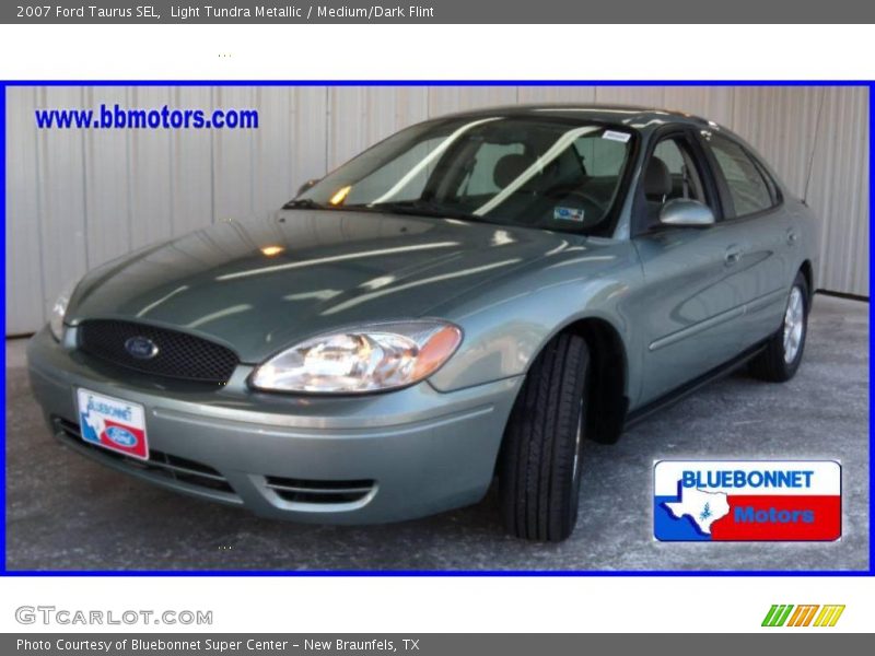 Light Tundra Metallic / Medium/Dark Flint 2007 Ford Taurus SEL
