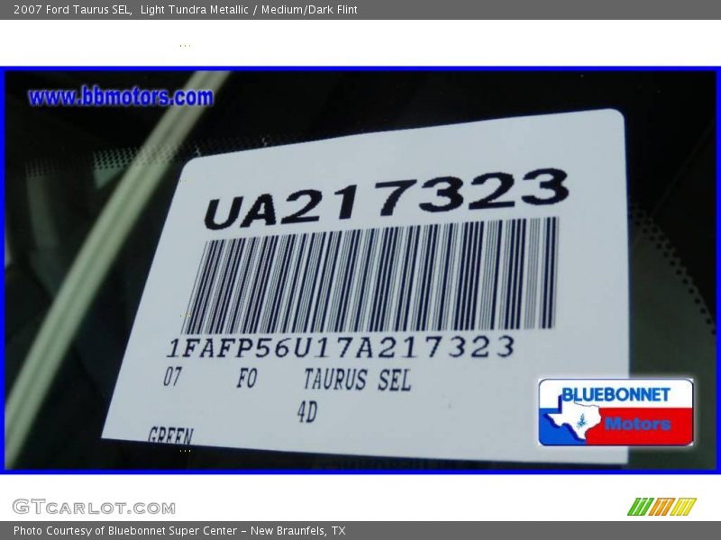 Light Tundra Metallic / Medium/Dark Flint 2007 Ford Taurus SEL