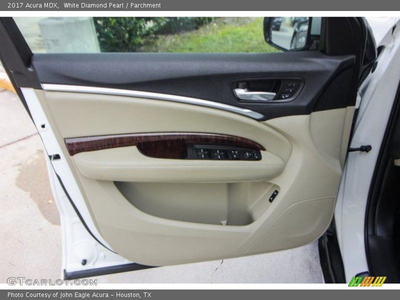 White Diamond Pearl / Parchment 2017 Acura MDX