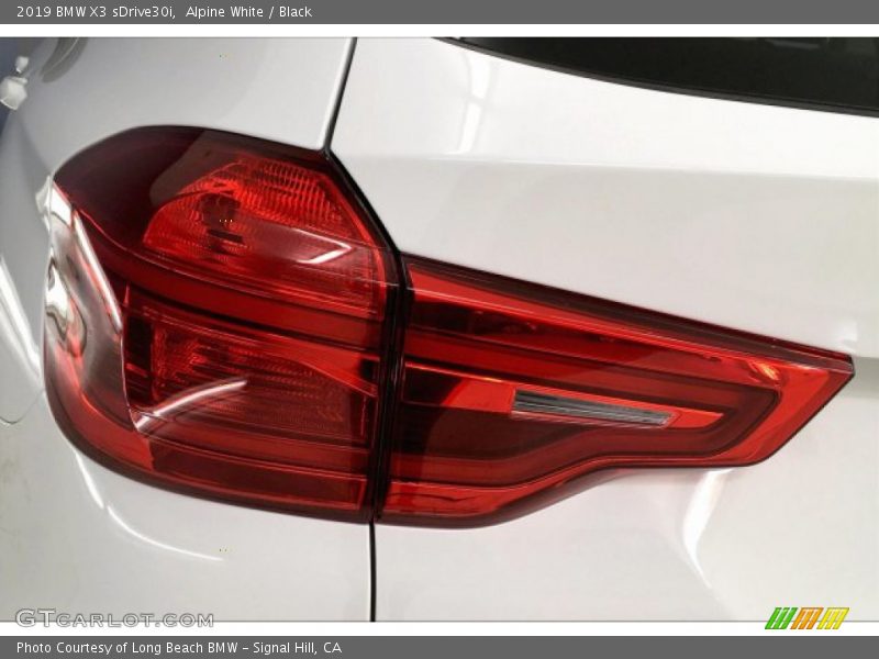 Alpine White / Black 2019 BMW X3 sDrive30i