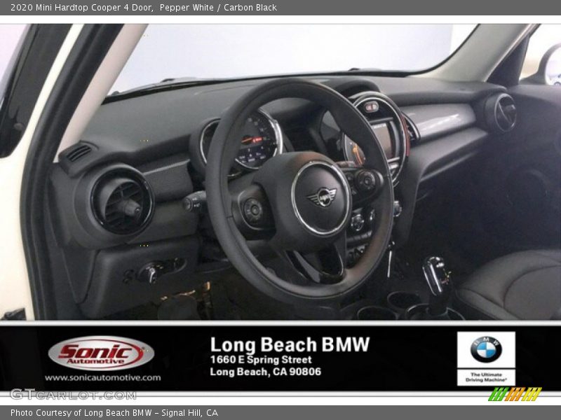Pepper White / Carbon Black 2020 Mini Hardtop Cooper 4 Door