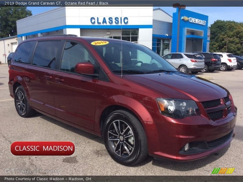 Octane Red Pearl / Black 2019 Dodge Grand Caravan GT