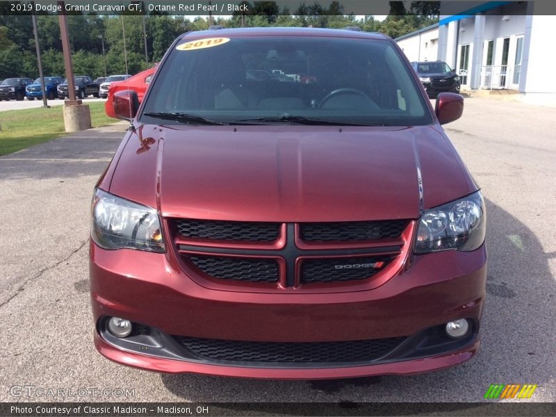 Octane Red Pearl / Black 2019 Dodge Grand Caravan GT