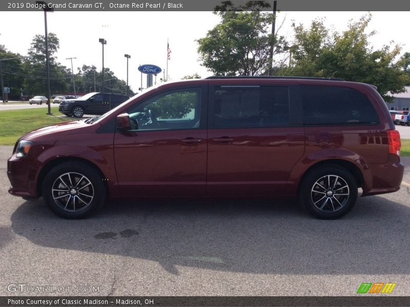 Octane Red Pearl / Black 2019 Dodge Grand Caravan GT